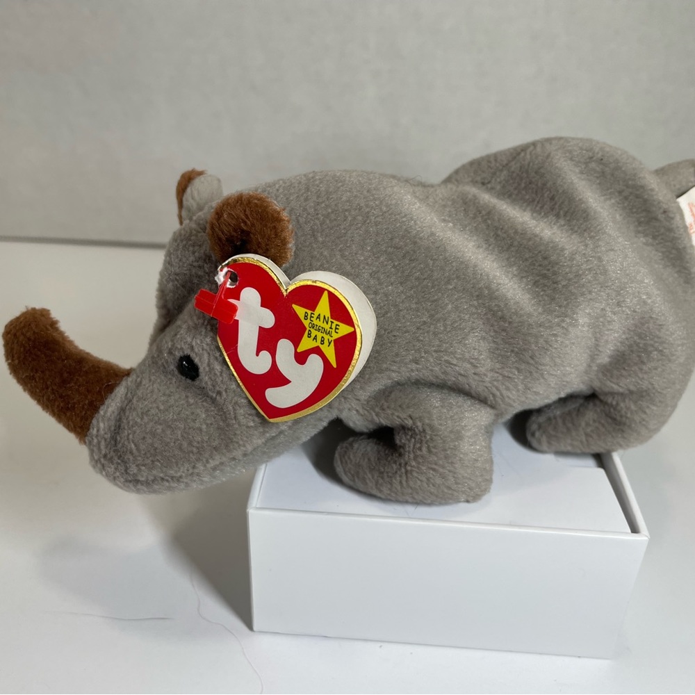 TY 1996 “Spike” the Rhino Beanie Baby
